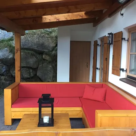 Quiet With Sauna In Koenigsleiten * Wald im Pinzgau