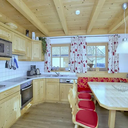 Chalet Quiet With Sauna In Koenigsleiten *