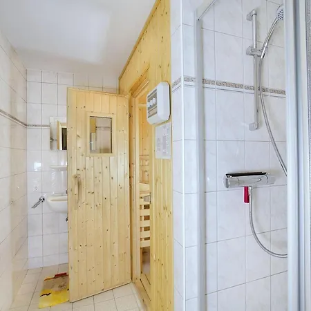 Quiet With Sauna In Koenigsleiten Chalet *